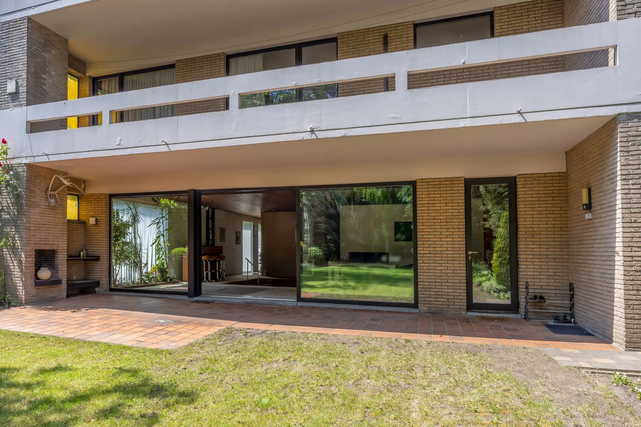 Karaktervolle villa met mooie tuin op toplocatie in Kapellen foto 26