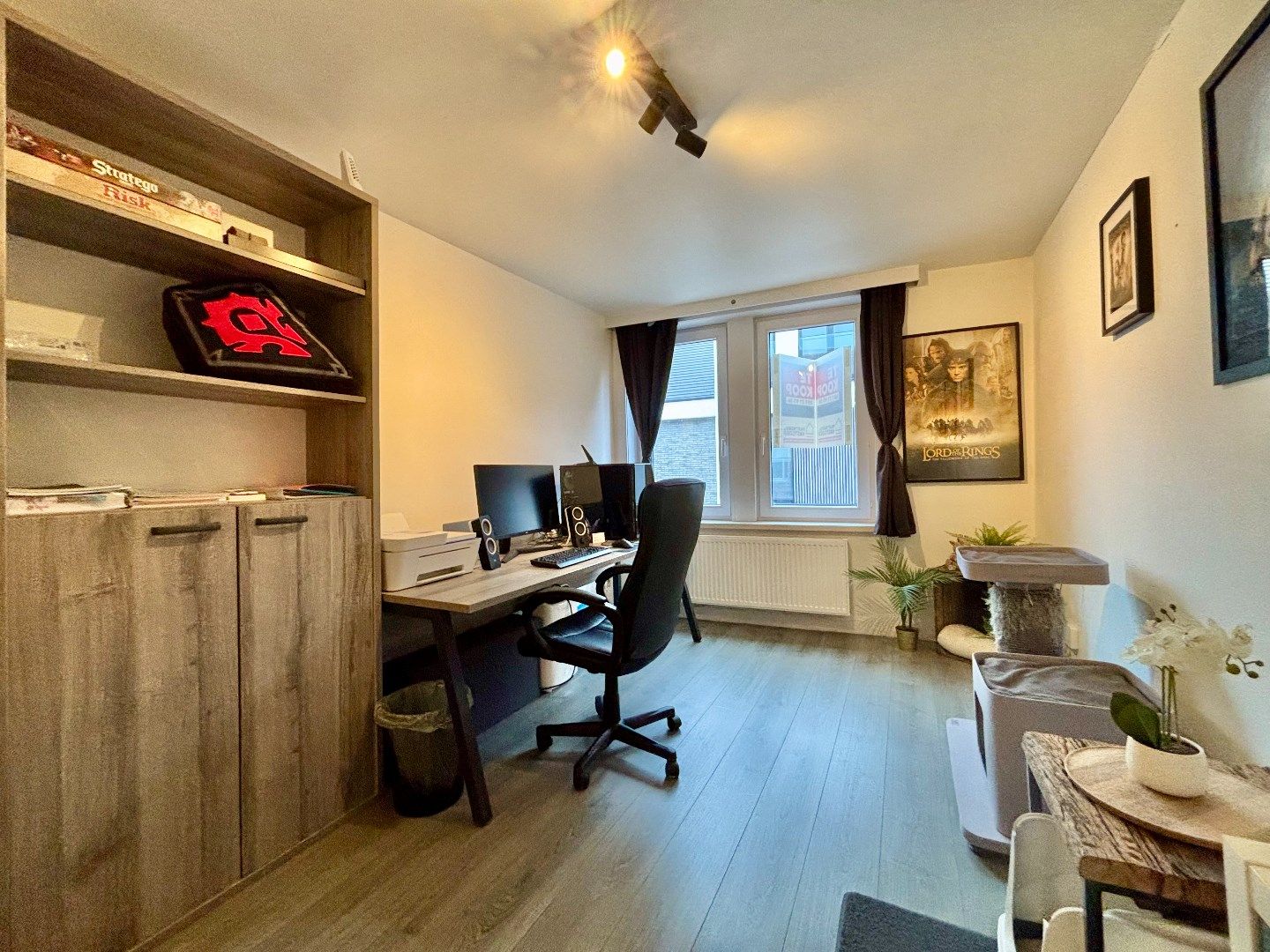 GOED ONDERHOUDEN WONING MET 3SLPK, PRACHTIGE BADKAMER EN GOED ONDERHOUDEN TUIN foto 10