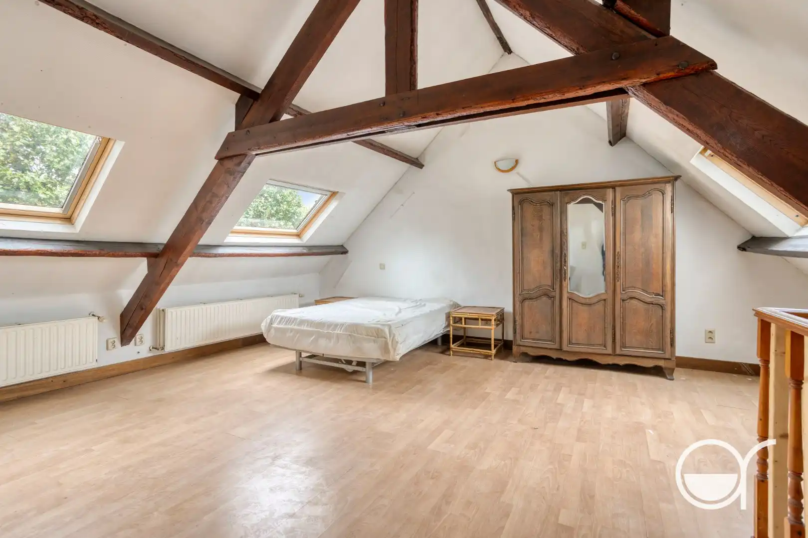 Herenwoning aan Sint-Pietersstation met tuintje en garage foto 21