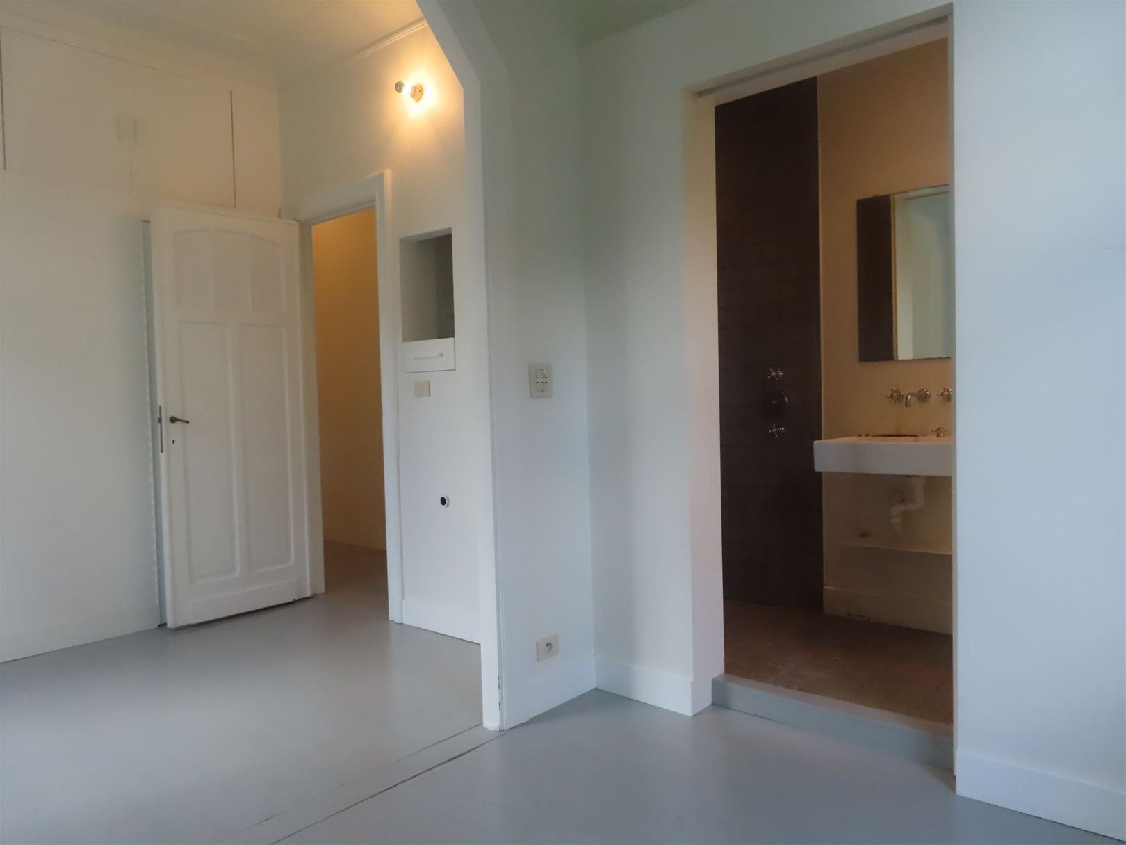 Prachtig & charmant 3-slaapkamerappartement met 2 badkamers! foto 18