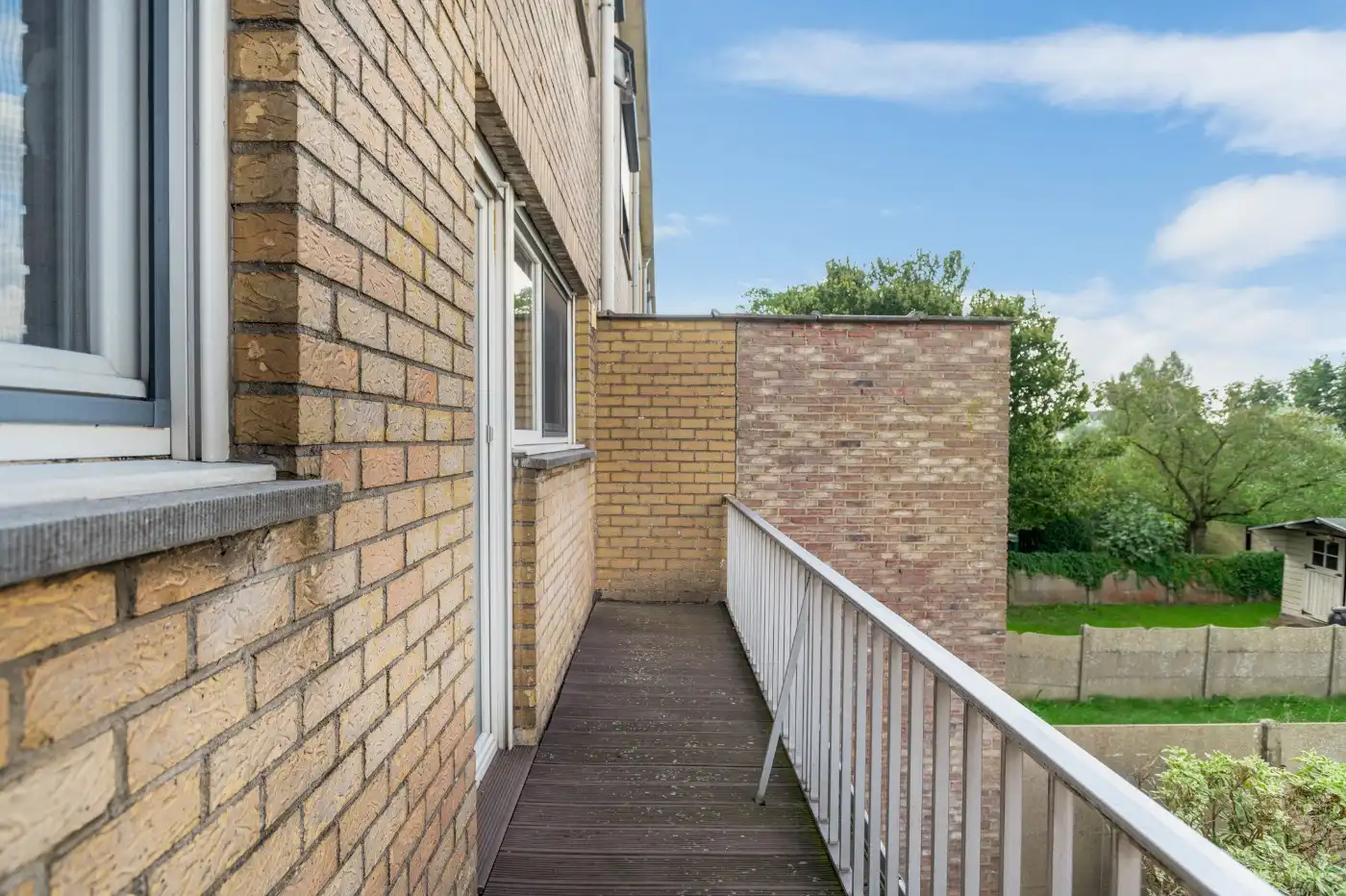 Ruime, instapklare bel-etagewoning met 3 slpk., inpandige garage en tuin foto 9