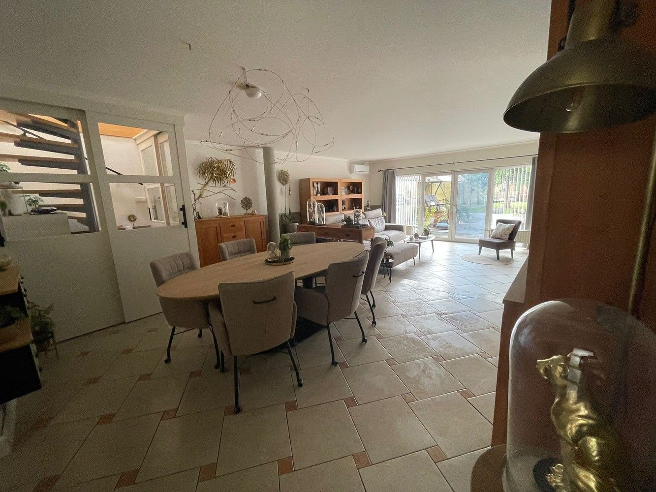 Woning met inpandige garage en tuin foto 8