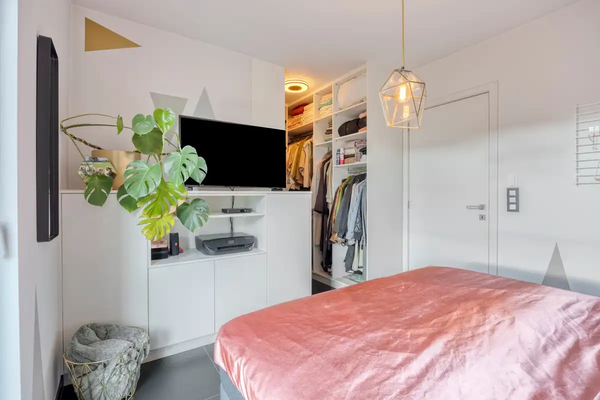 Jong en stijlvol appartement met westgericht terras, veel maatwerk en EPC-label A foto 12