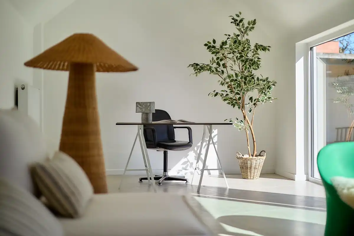 Gerenoveerde halfopen woning met 3 slaapkamers, bureau, parking en tuin in Sint-Denijs-Westrem foto 3