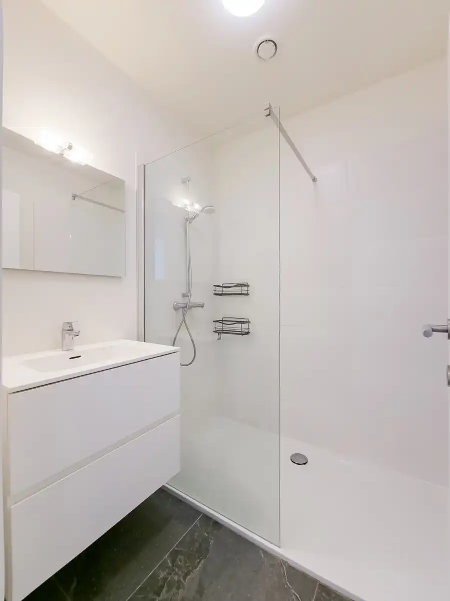 Prachtig 2-kamer app. met prachtig zicht over park en stad foto 11