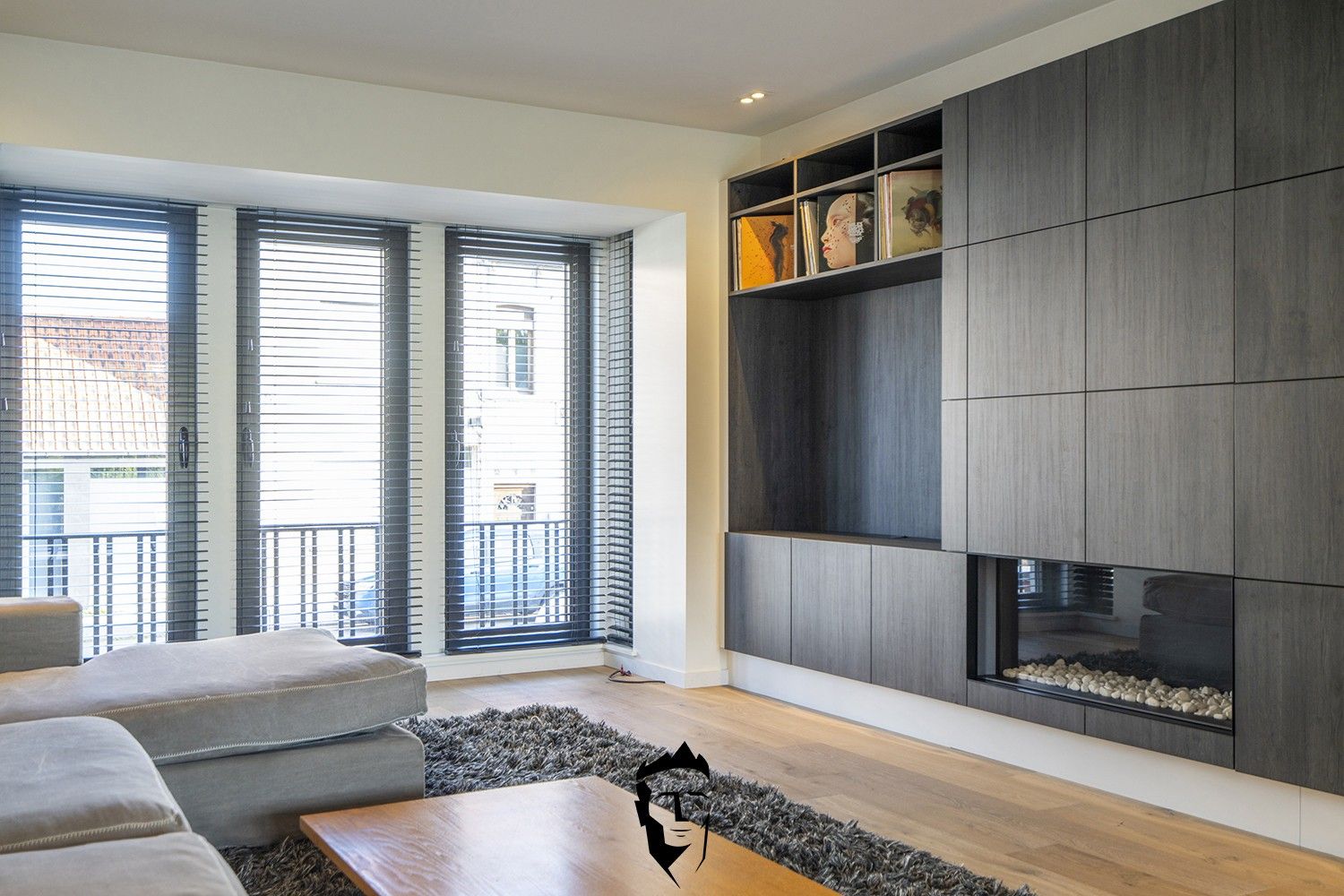 LUXUEUS WONEN foto 3