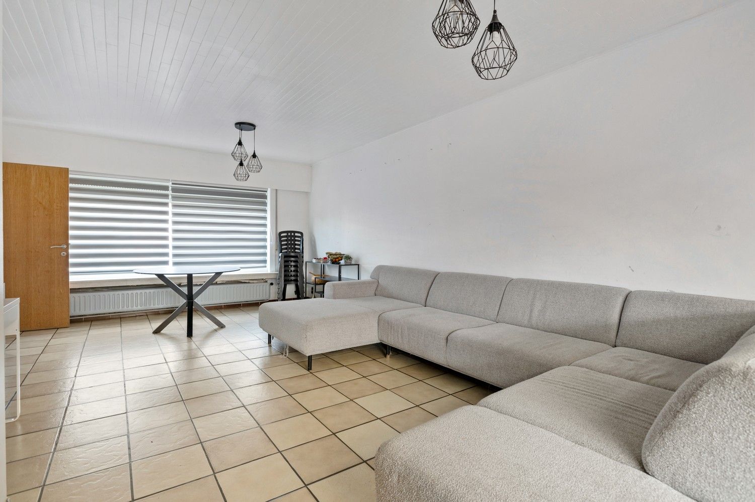 Op te frissen woning op toplocatie met 3 slaapkamers, zolder en kelder te Lier foto 5