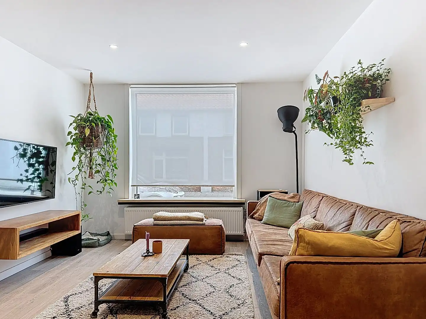 Moderne uitgebouwde woning in centrum Sluis foto 2