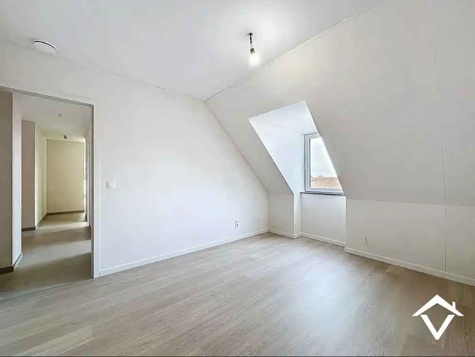 Nieuwbouwappartement met 2 slaapkamers en 1 terras in centrum Koekelare  foto 9
