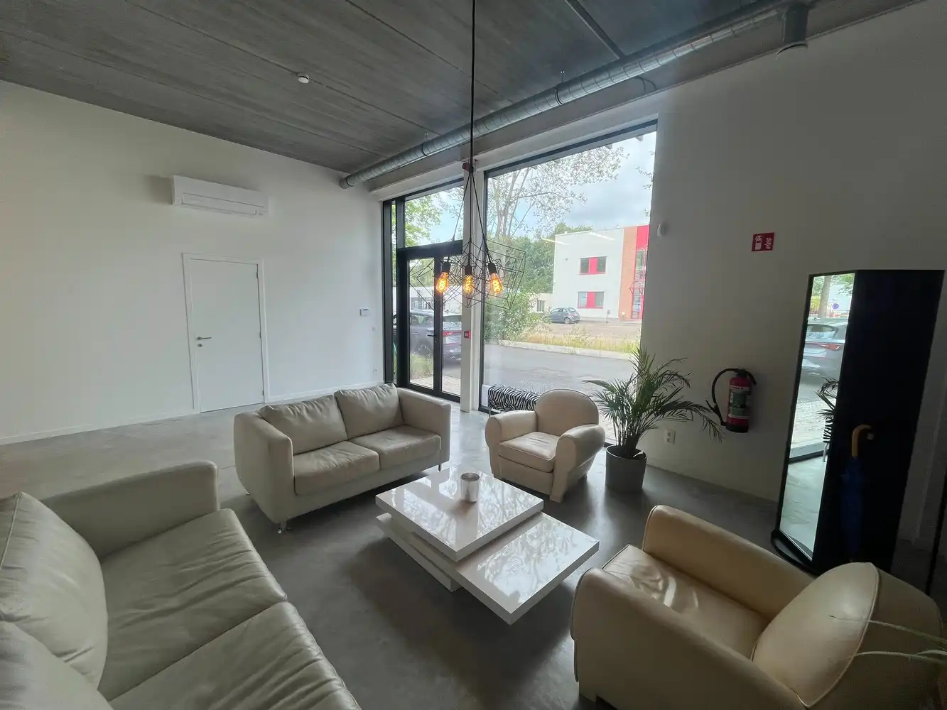 KMO-unit 245m² foto 3