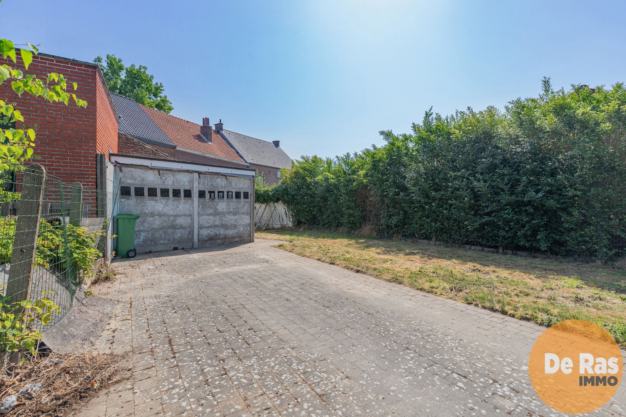 Hillegem - Ruime gezinswoning met 4 slpk, garage en tuin foto 27