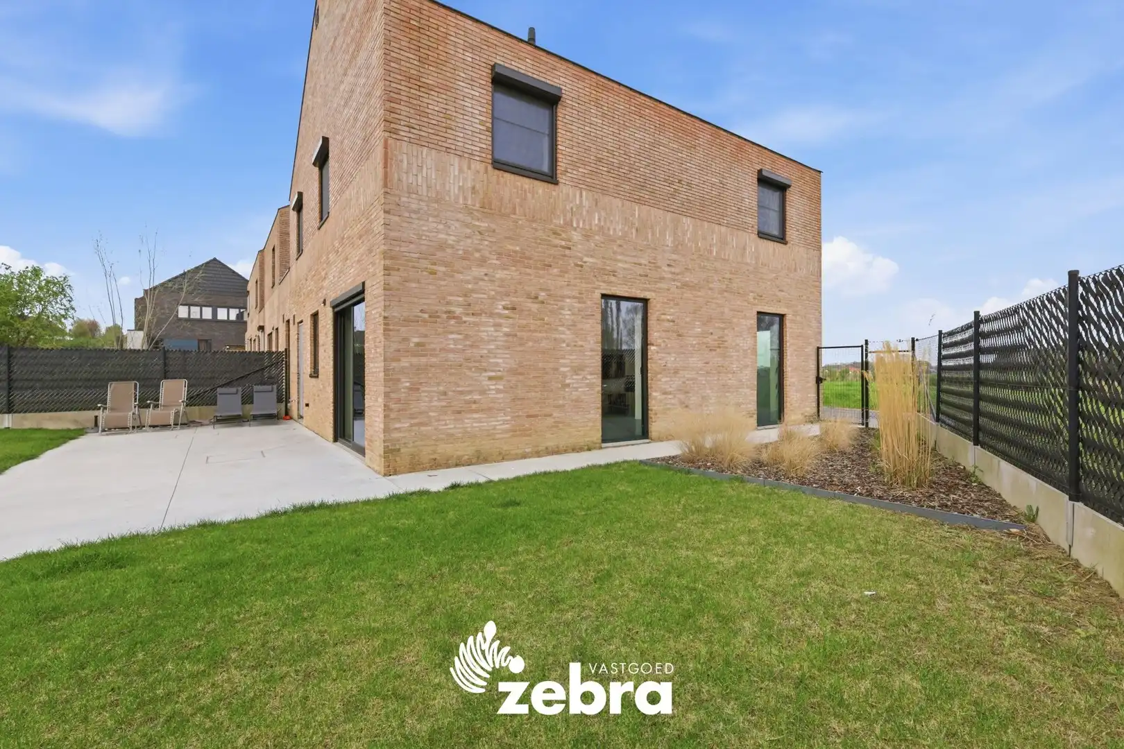 Recente moderne woning (2024) met 4 slaapkamers en tuin in Tielt! foto 26