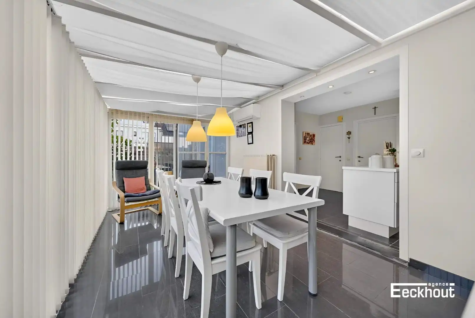 Instapklare halfopen woning nabij het strand op de grens tussen Oostende en Bredene! foto 6