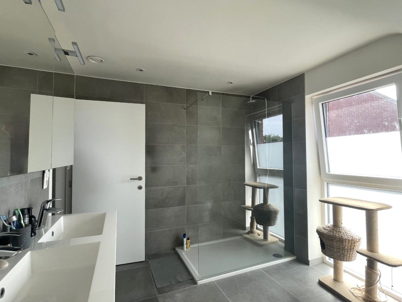 Energiezuinige, recente woning met 2 kamers nabij centrum Bierbeek foto 20