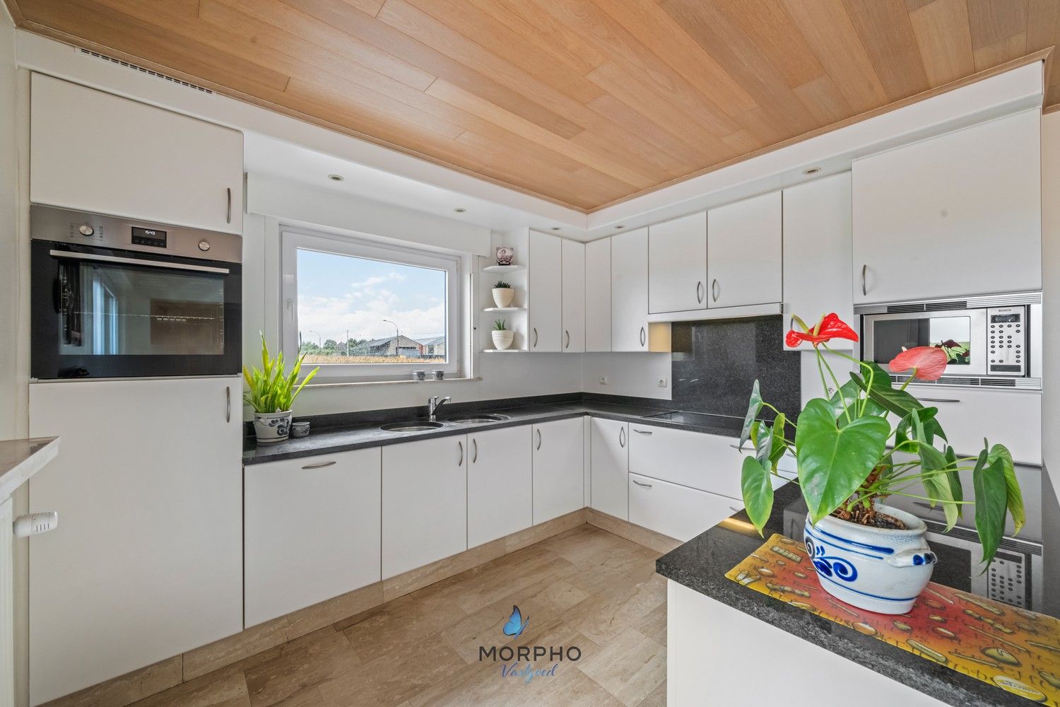 Landelijke villa te huur in Zwevezele met 2 slpks, tuin, privacy en prachtig uitzicht foto 9