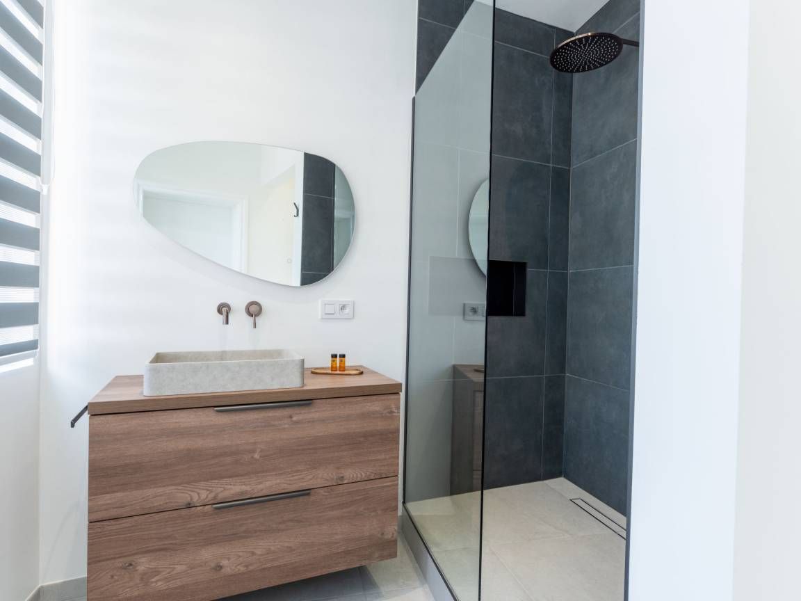 Instapklaar één slaapkamer appartement vlakbij het strand foto 11