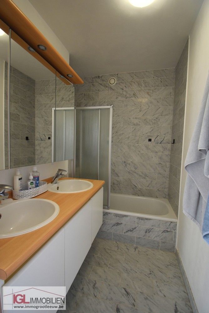 Duplex appartement centrum Halle foto 10