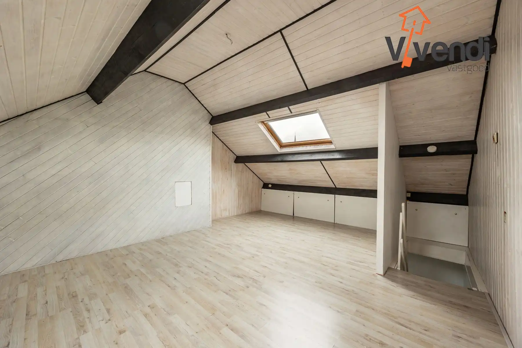 Ruime 3 slpk woning met gezellige tuin. foto 12