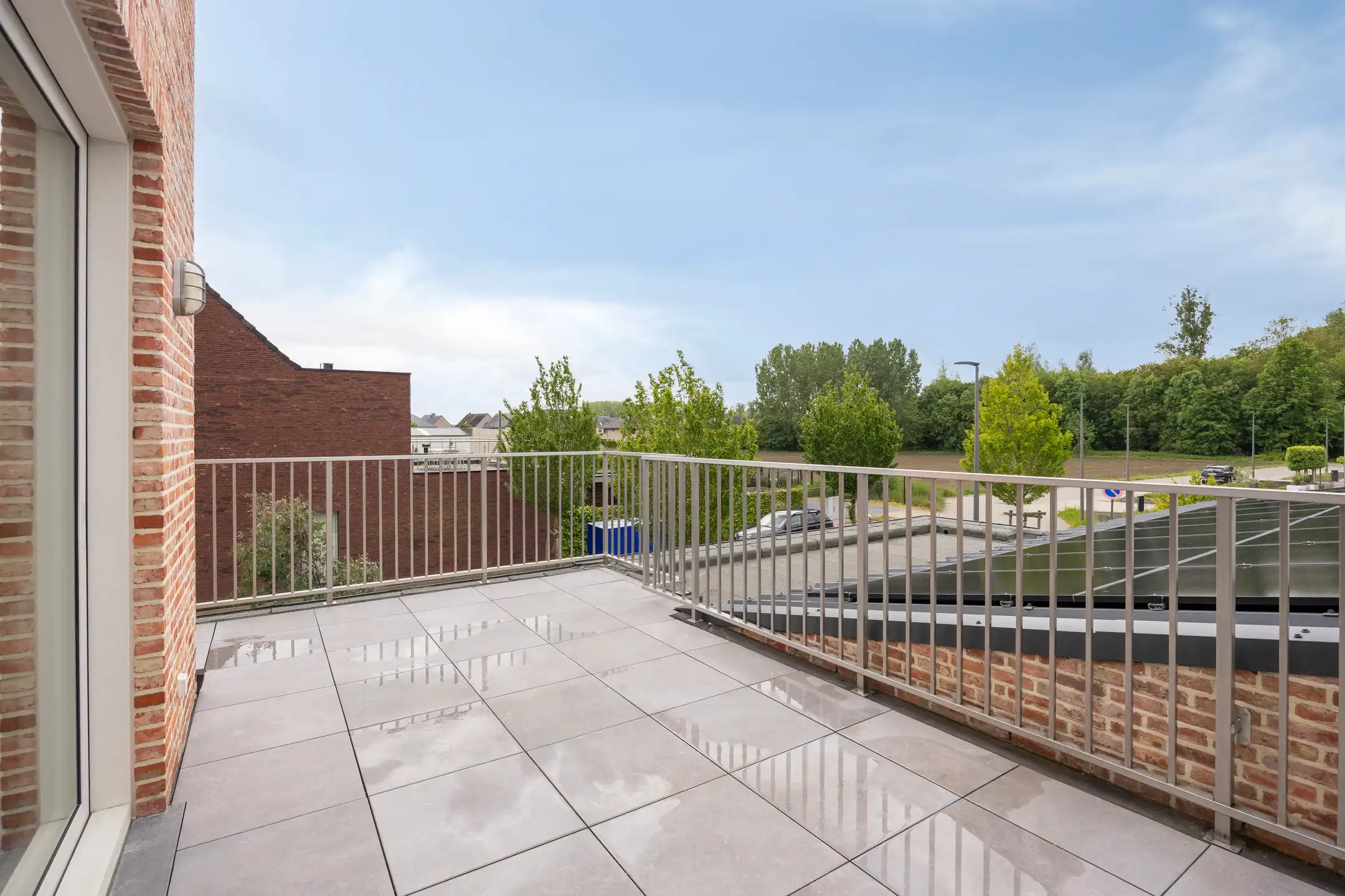 Trendy 1-slpk app met terras, EPC A, privé parking. foto 8