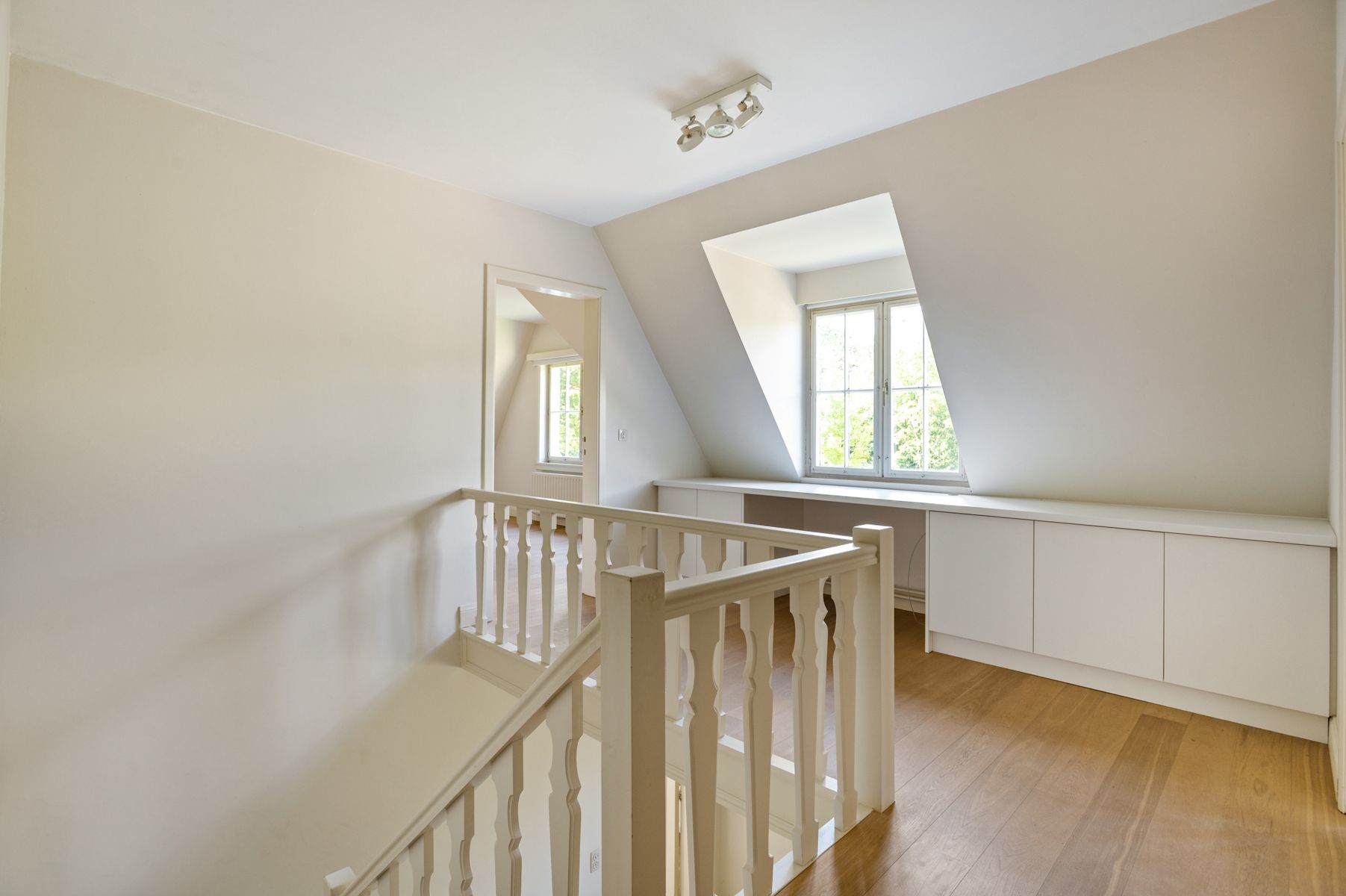 Ruime klassieke villa met zuid-tuin op toplocatie ! foto 15