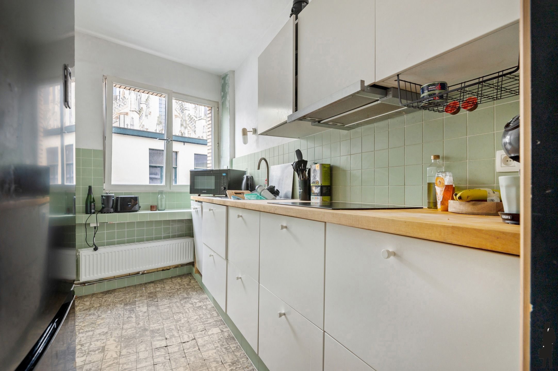 Uniek appartement met frontaal zicht op de kathedraal foto 11