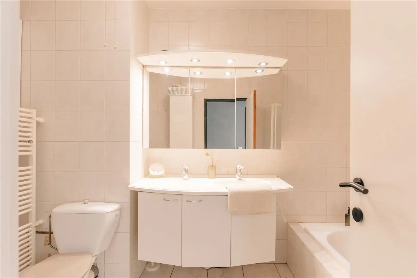 Gezellig wonen met eigen tuin op het gelijkvloers foto 22