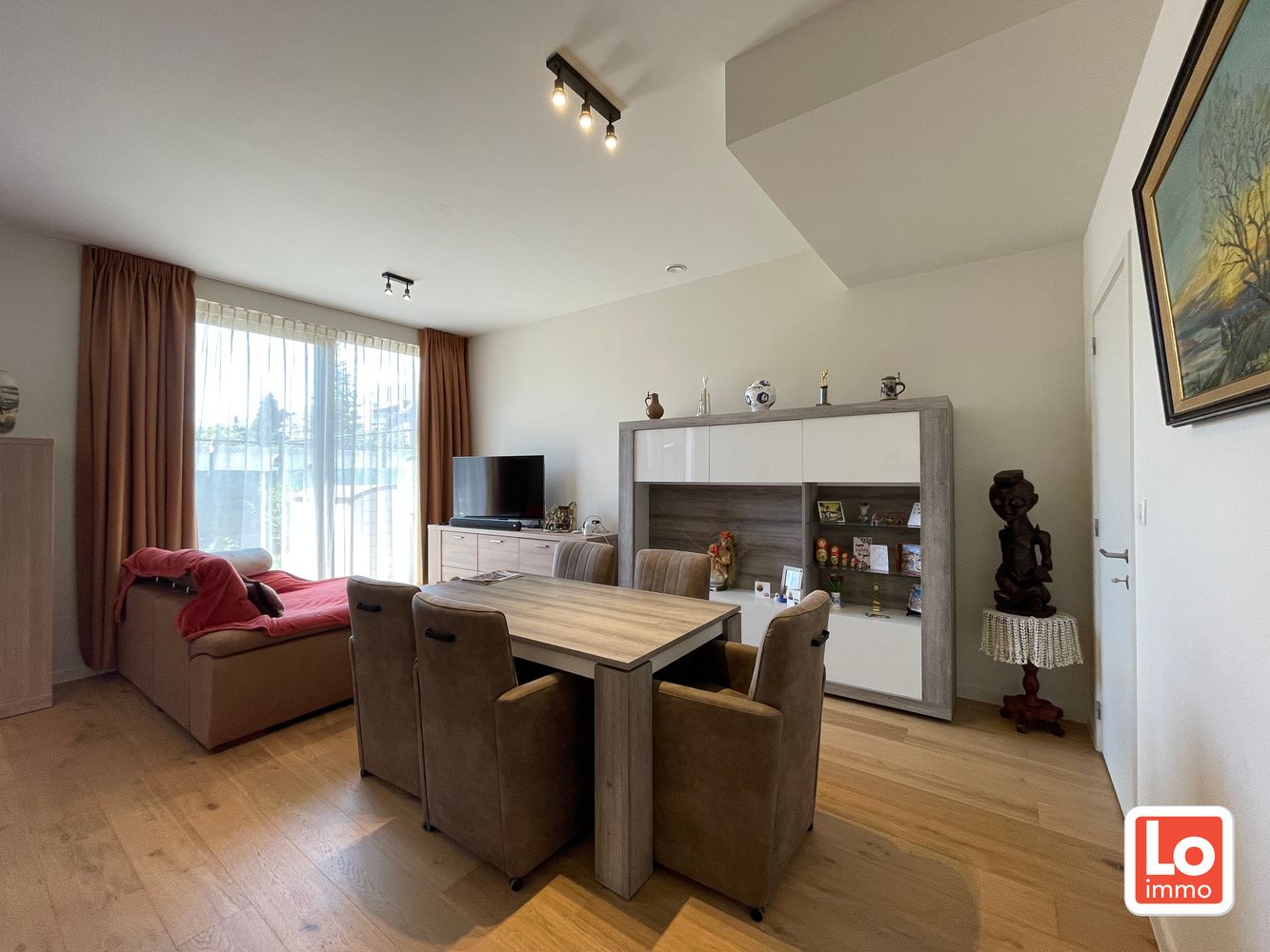 IN OPTIE !Recent nieuwbouw gelijkvloers appartementen met 2 kamers te huur in centrum Lochristi foto {{pictureIndex}}