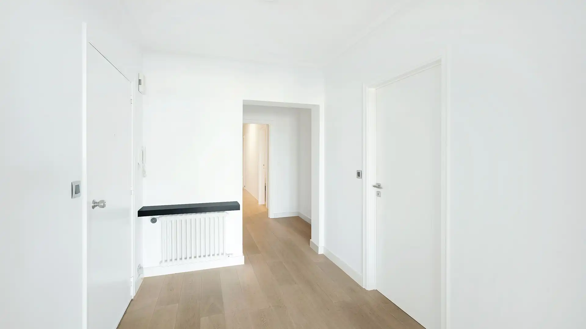 Ruim appartement met prachtig frontaal zeezicht, ideaal gelegen in het Zoute. foto 10