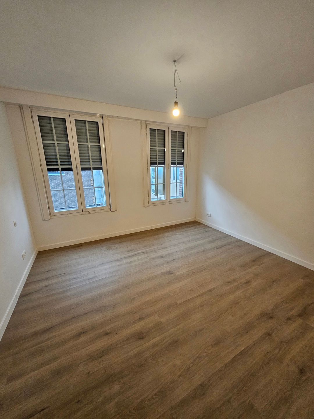 Gerenoveerd duplex appartement met 2 slaapkamers foto 8