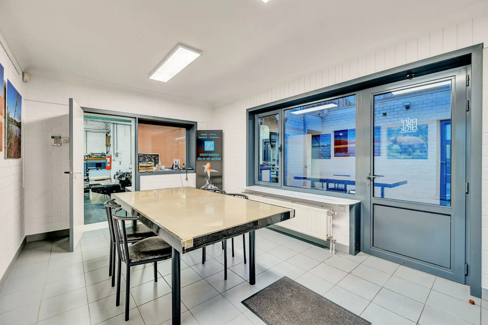 Unieke combinatie van wooncomfort, atelier en tuin foto 22