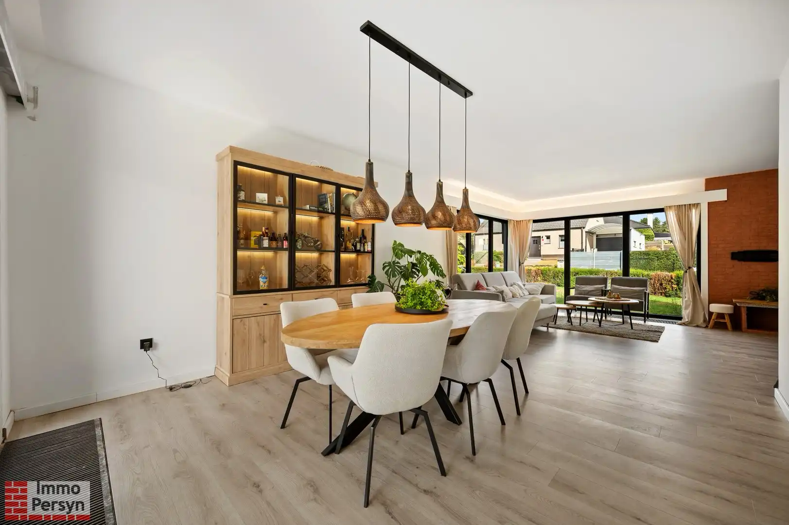 Ruime gelijkvloerse woning OB gelegen in een rustige wijk foto 7