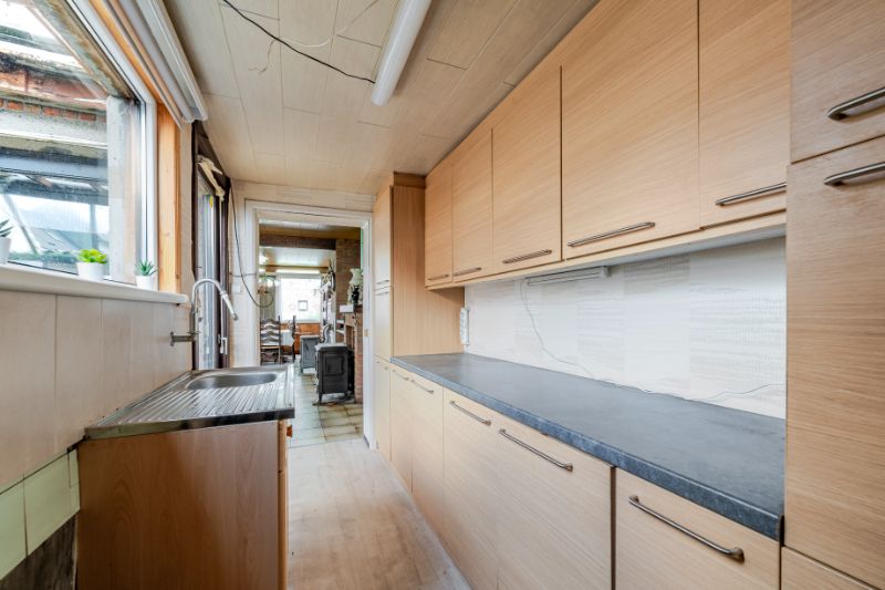 Ruime woning - 3 slpkmrs - koer. foto 9