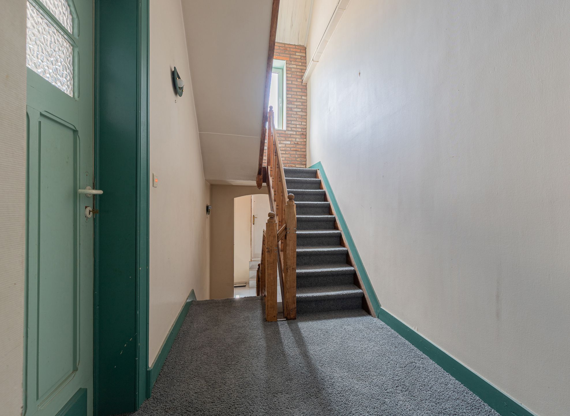 LEDE - Te renoveren woning met 5 kamers en tuin in centrum foto 17