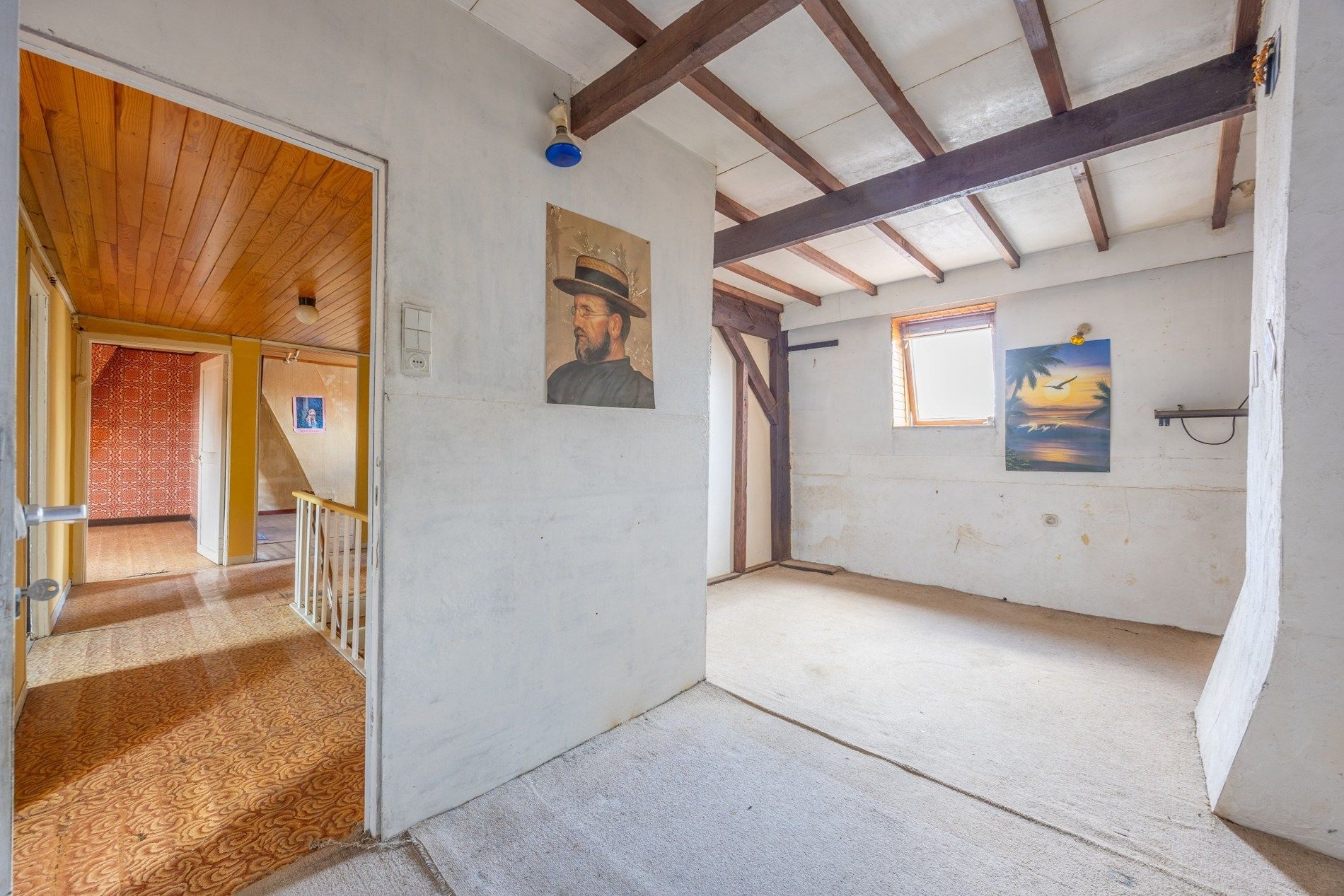 TE RENOVEREN WONING MET UITWEG EN GARAGE foto 8