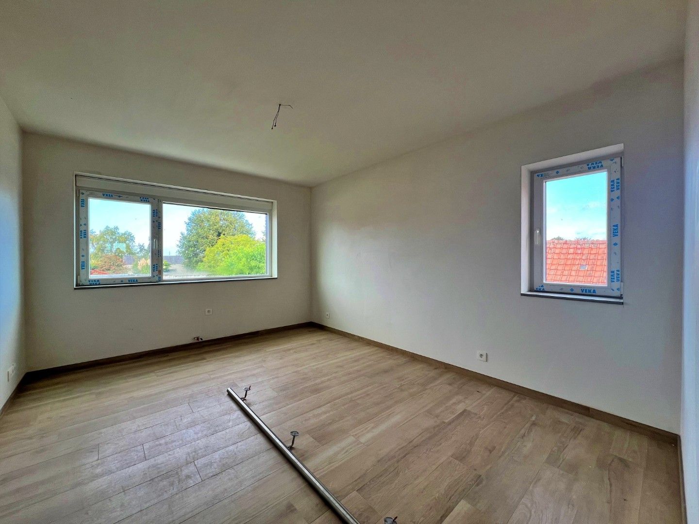 Nieuwbouw • Halfopen • Ruime woning • 4 slaapkamers • Tuin • Energiezuinig foto 6