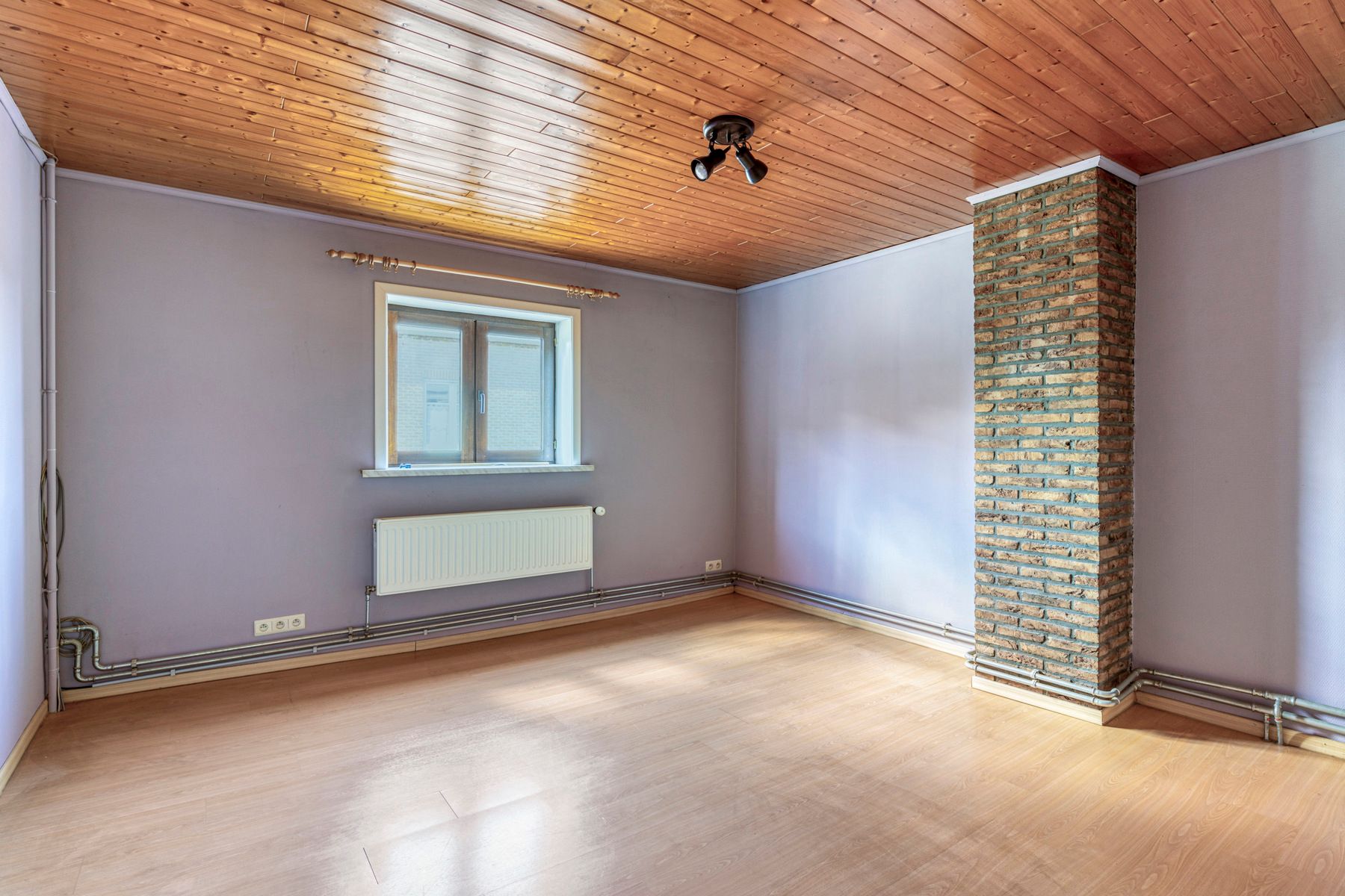 Karaktervolle Woning in het Centrum van Brussegem! foto 13