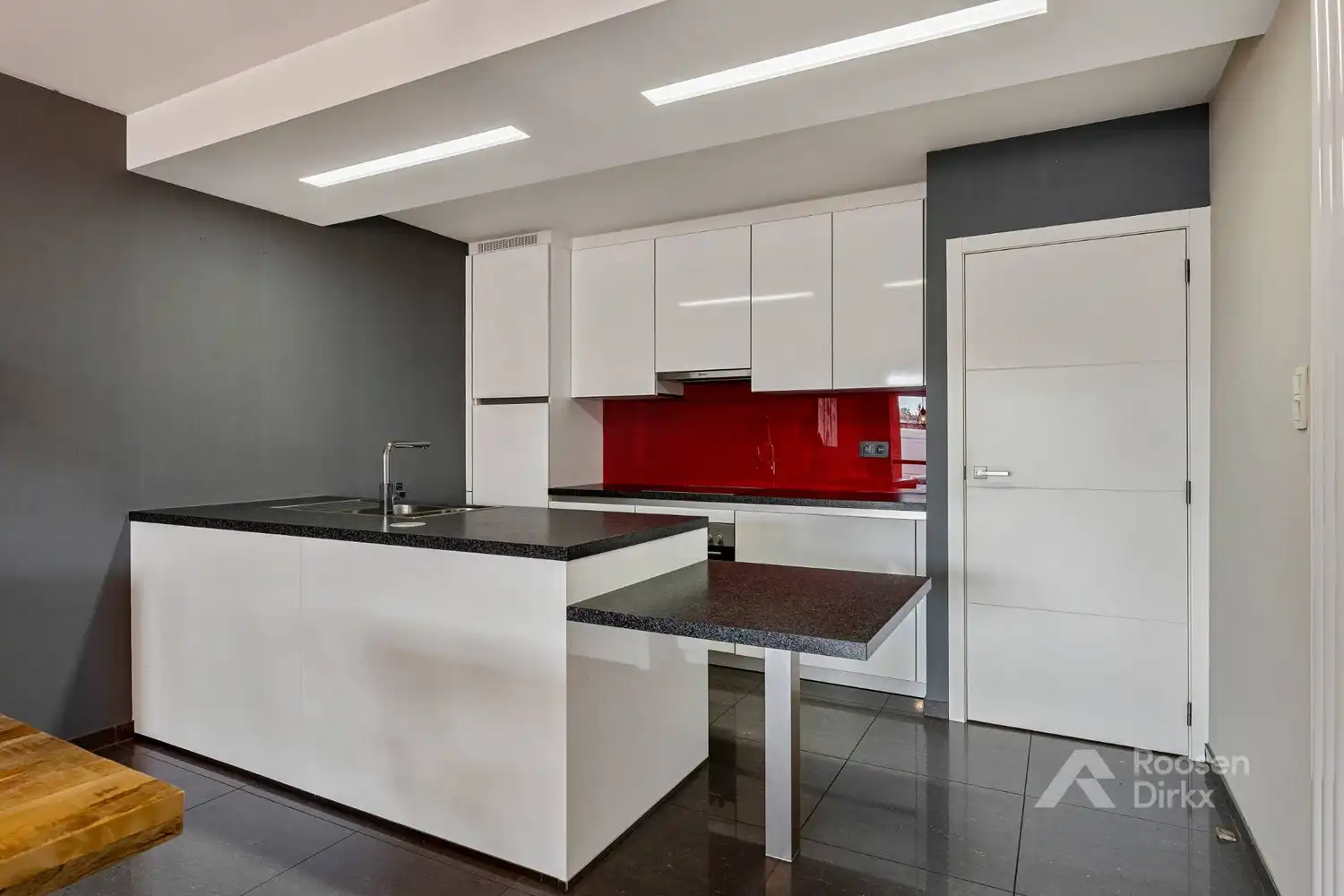 Verzorgd en comfortabel gelijkvloers appartement met 85m² bewoonbare oppervlakte en kelderberging en kelderstaanplaats foto 13