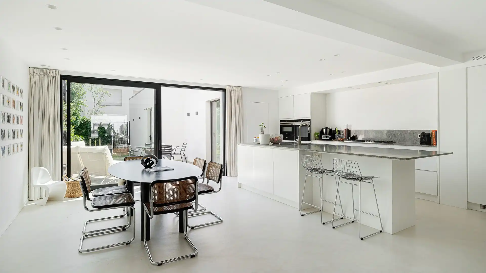 Gerenoveerde woning goed gelegen in het oud Knokke nabij de winkels en de Groentenmarkt. foto 7