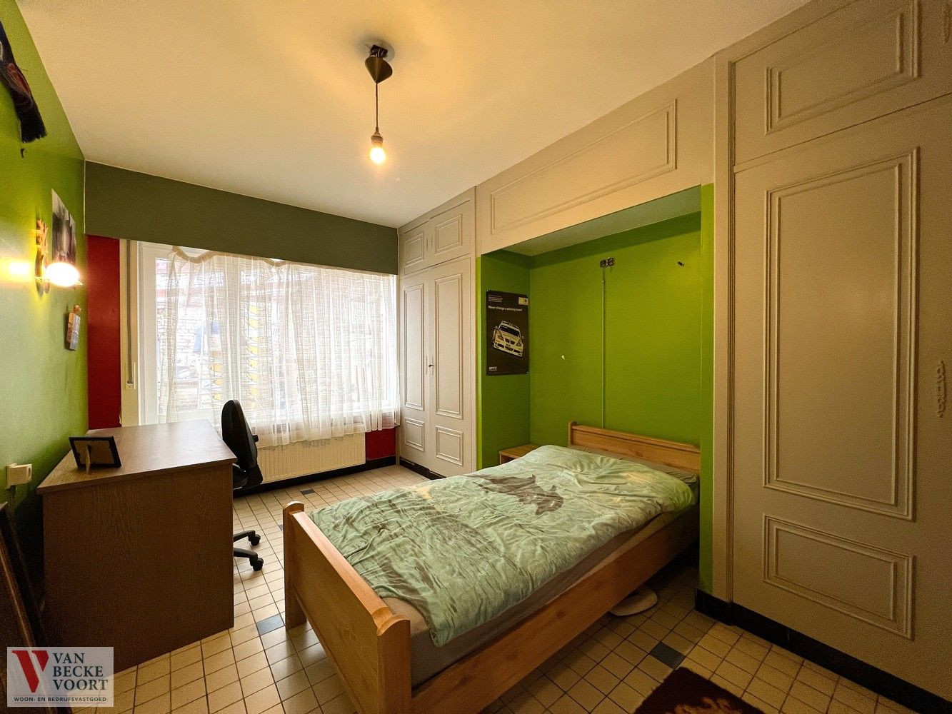 Handelsgelijkvloers met woonst 314m² foto 17