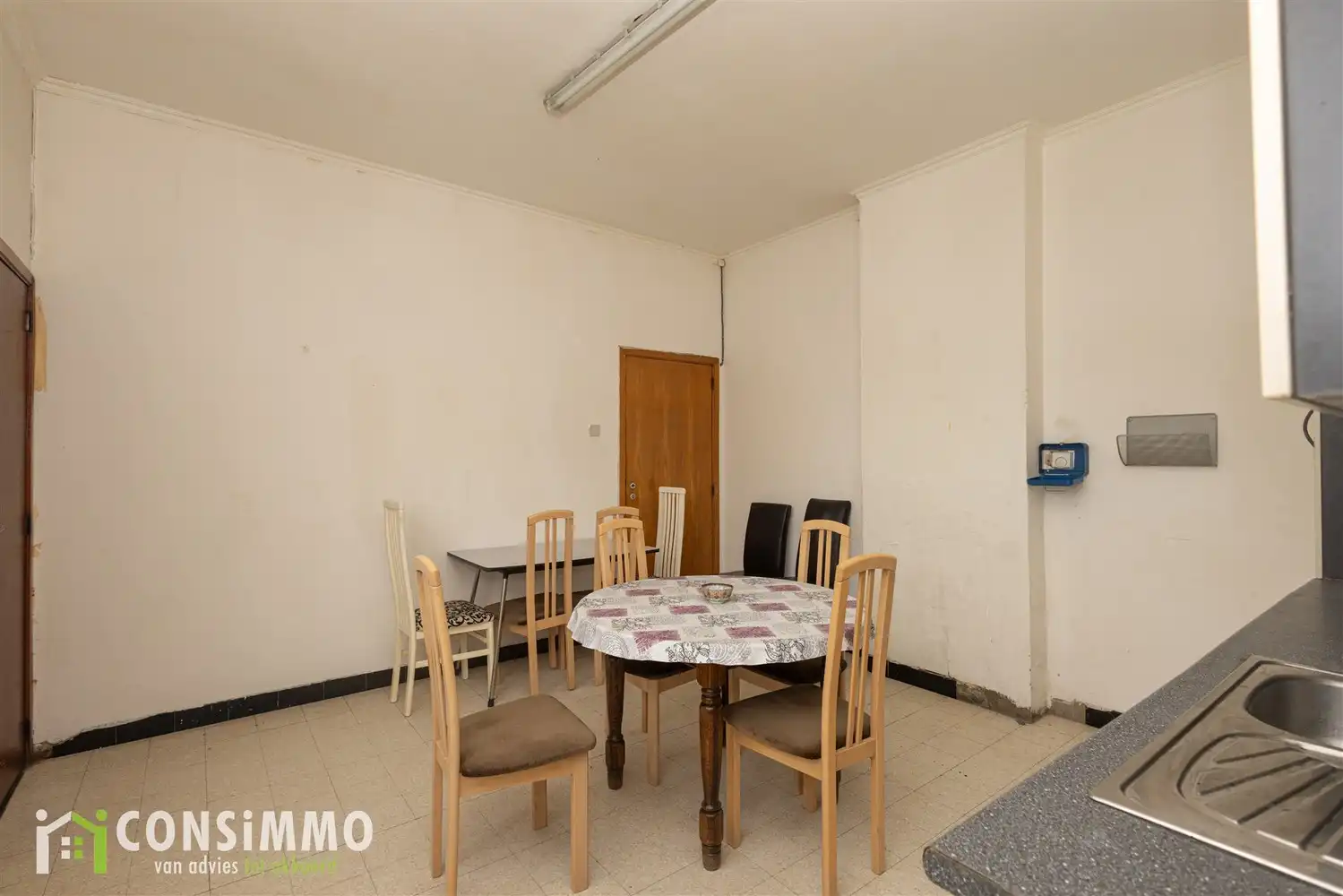 Rendementsvastgoed met 6 verhuurde kamers in Genk foto 4