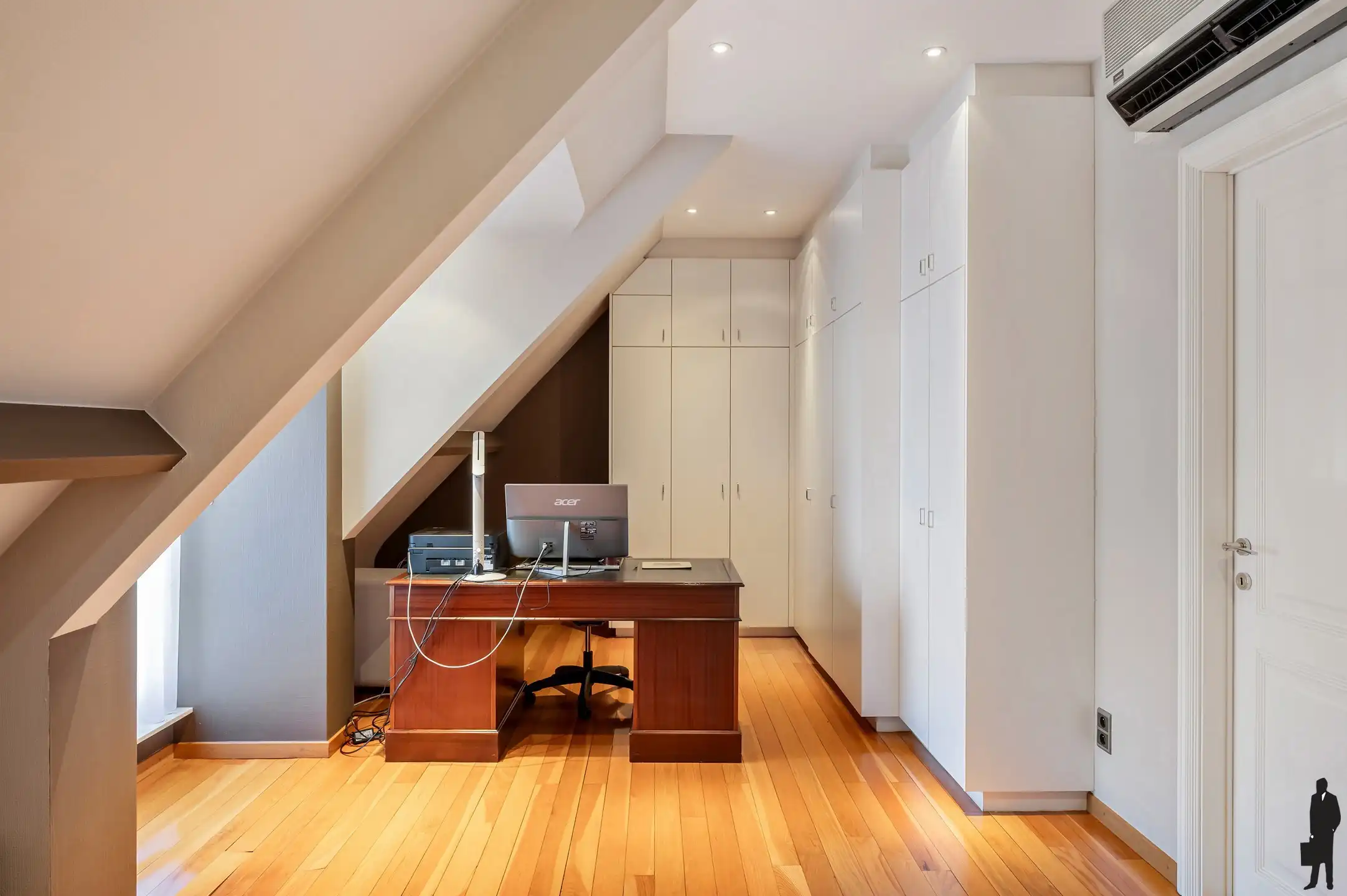 Prachtige en ruime woning gelegen in een rustige doodlopende straat te Mechelen. foto 22