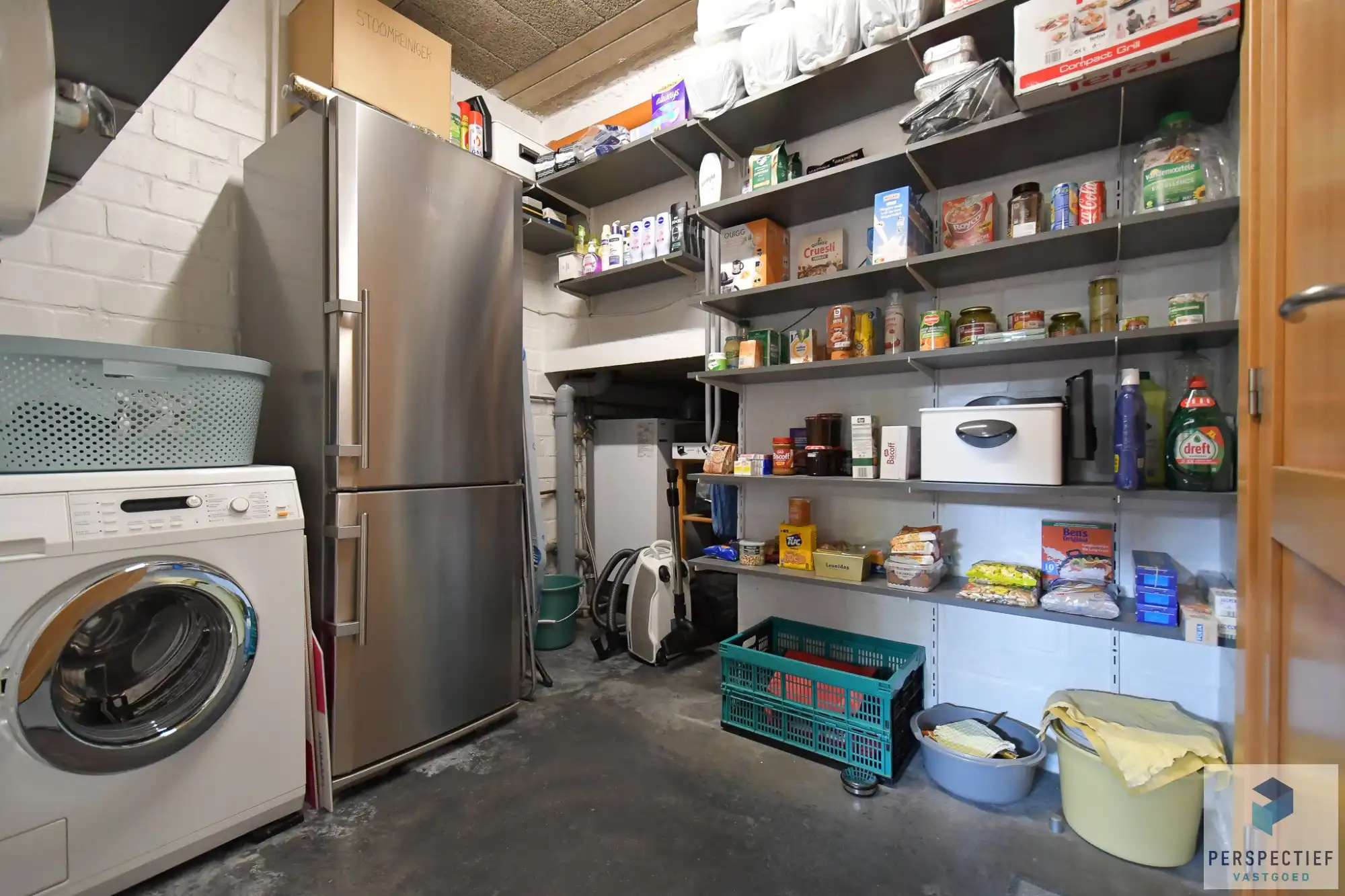 Ruime goed onderhouden woning met 3 slpk en tuin foto 18