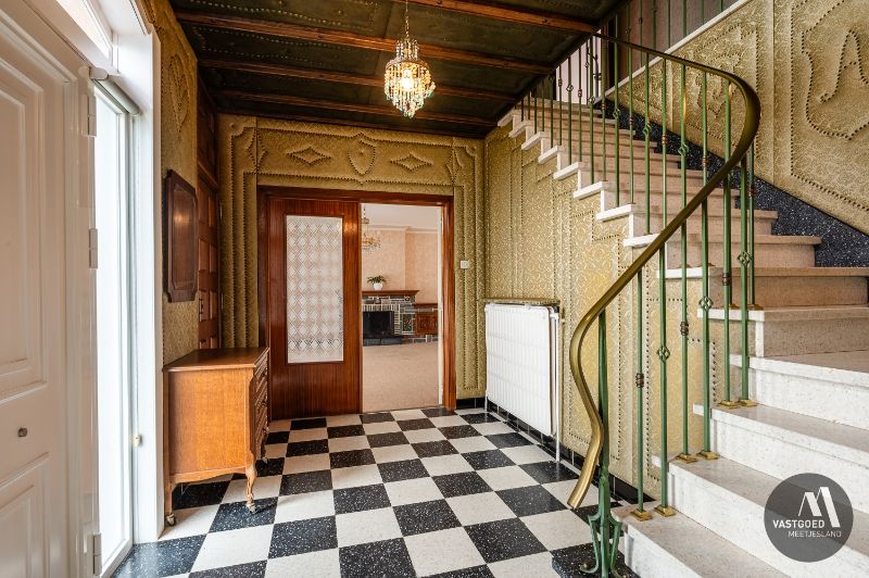Authentiek renovatieproject boordevol potentieel op 2250m² foto 5