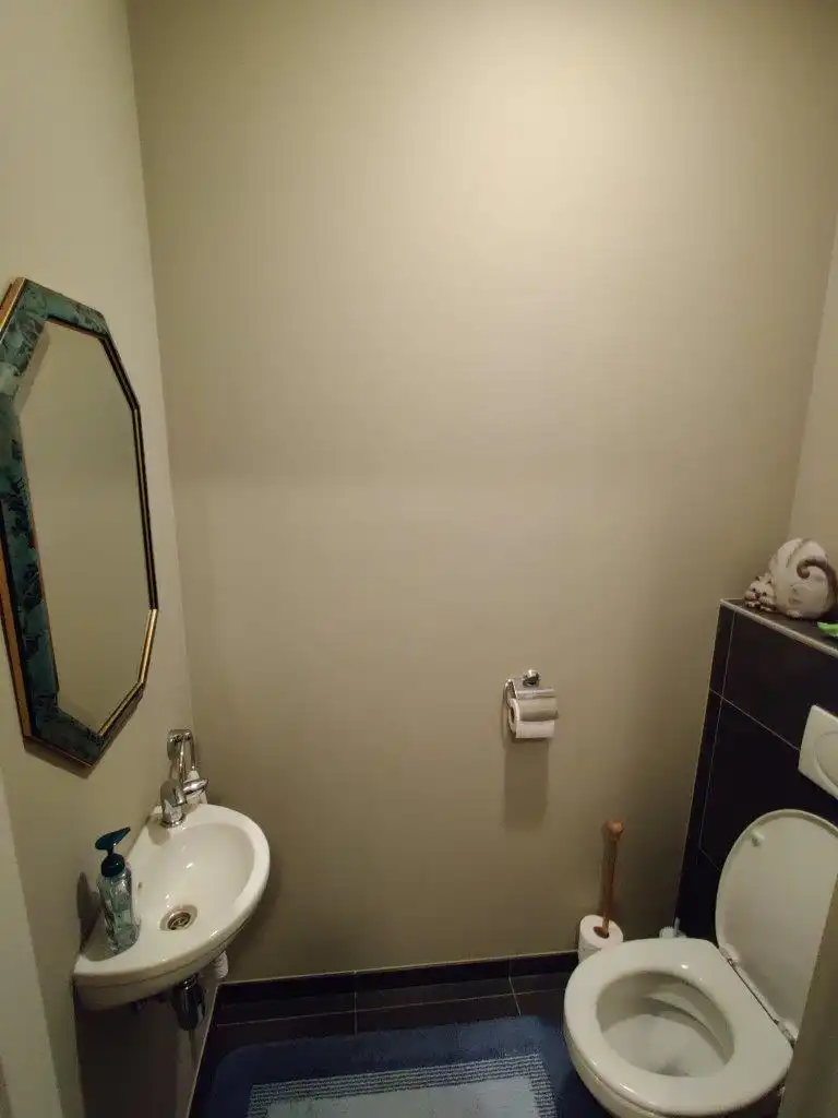 Ruim gelijkvloersappartement met 2 slaapkamers foto 9