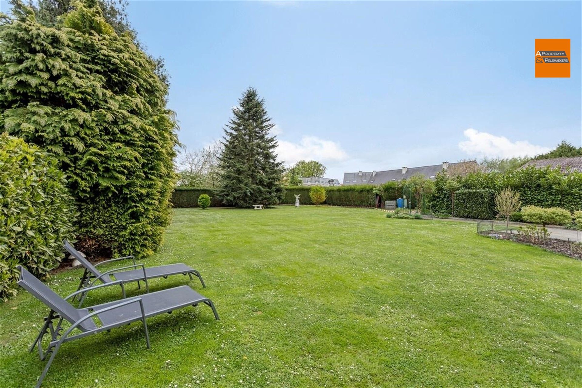 Ruime villa met 4 /5 slaapkamers op prachtige stuk grond foto 28
