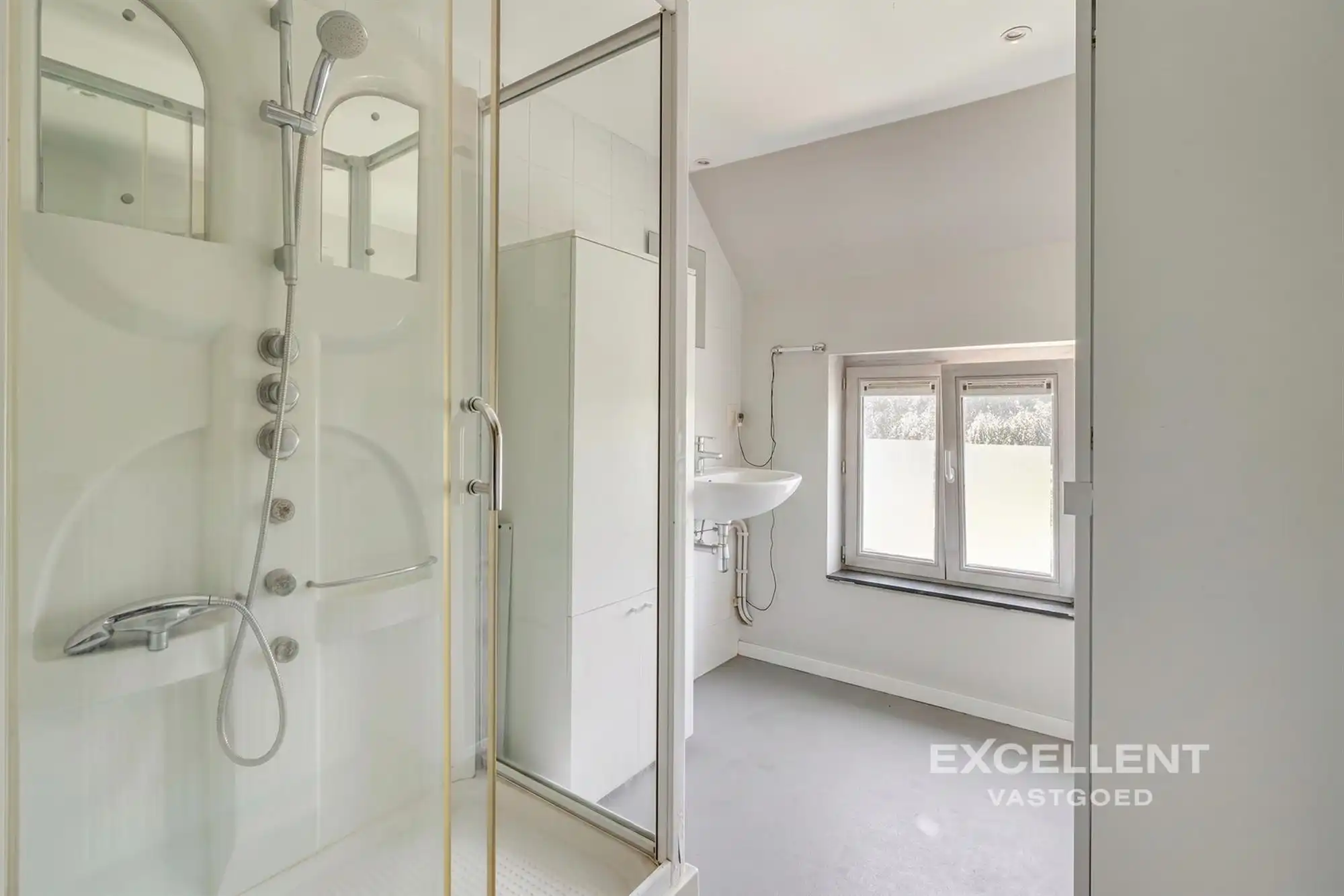Opbrengsteigendom met 2 verhuurbare appartementen foto 15