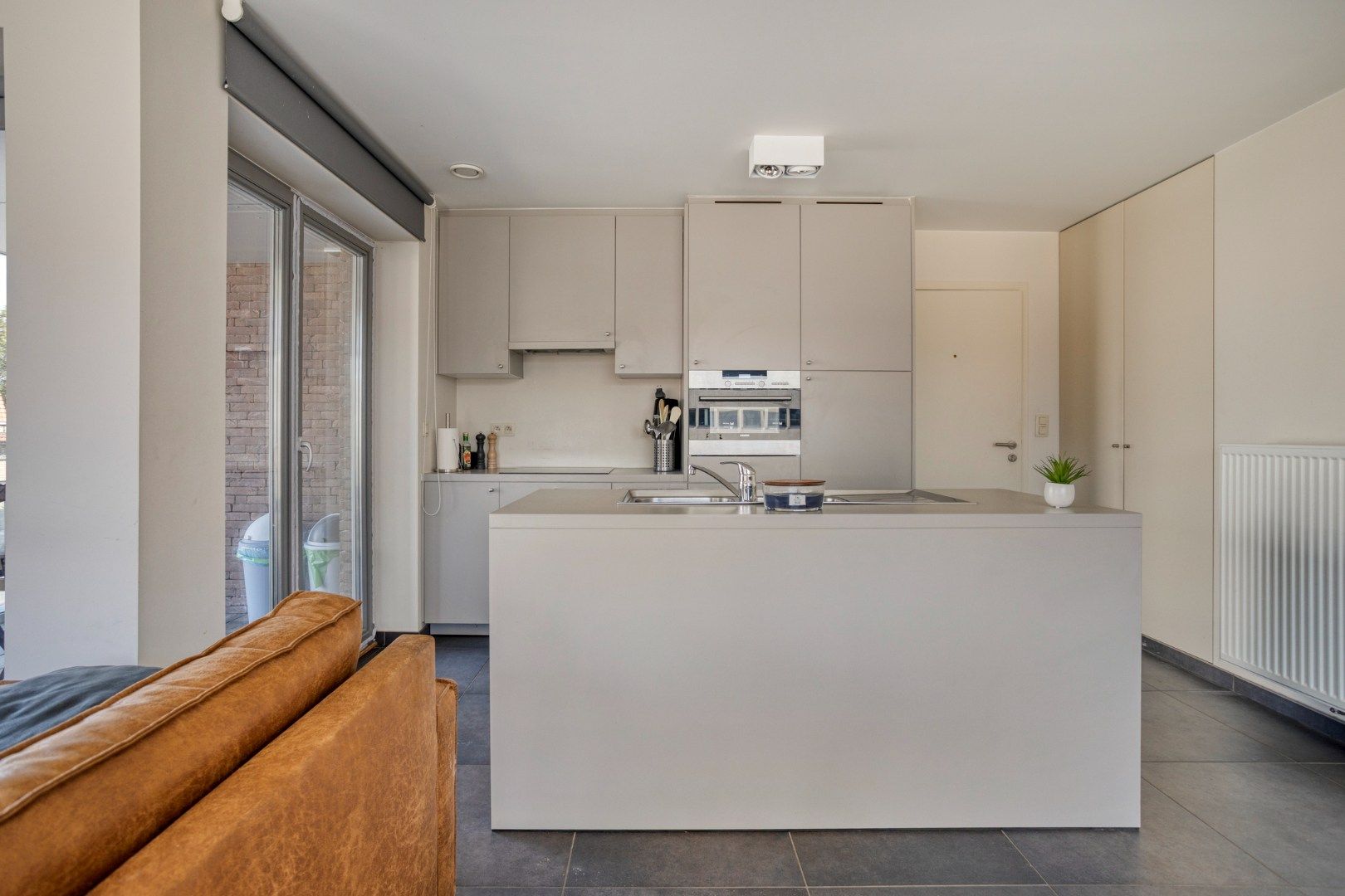 Mooi appartement met 2 slaapkamers in centrum Wevelgem! foto 8
