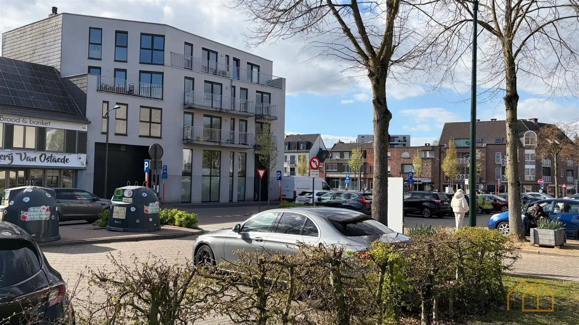Modern appartement met mooi uitzicht foto 17