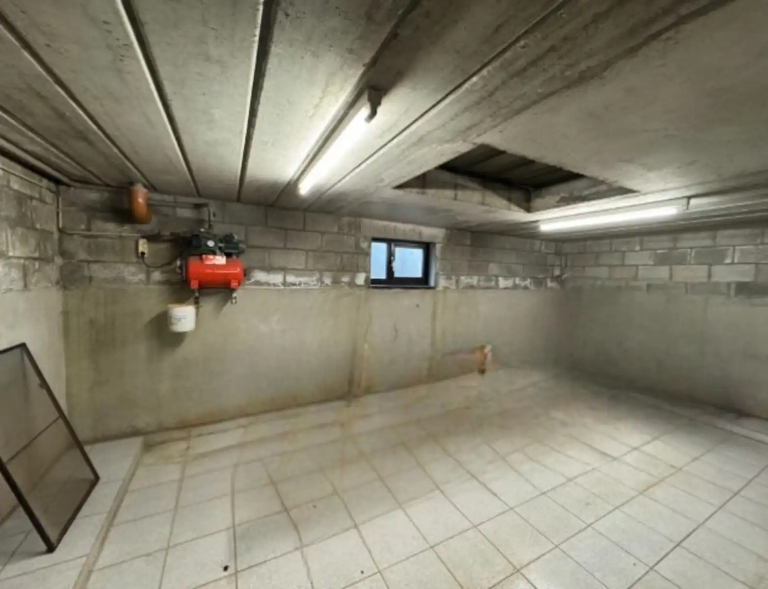 Ruime rustig gelegen villa foto 23