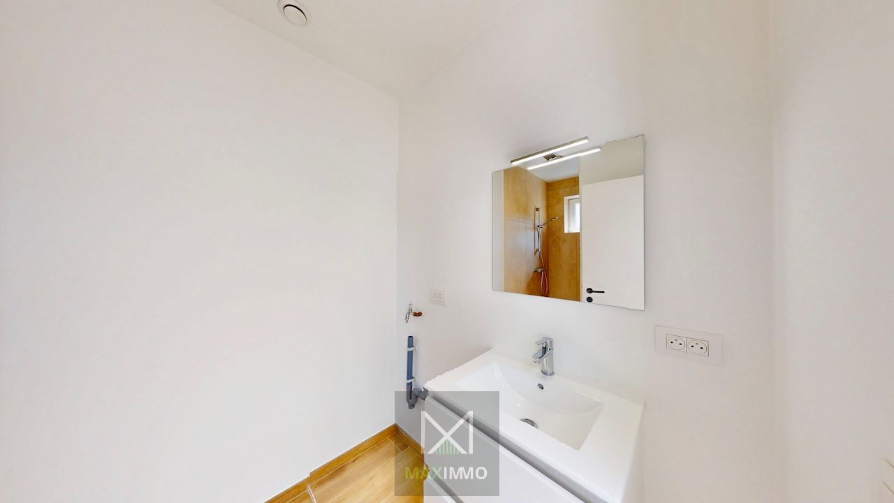 🏡 Instapklare & volledig gerenoveerde woning met 4 slaapkamers en zonnige tuin te koop in Lauwe – EPC B foto 9